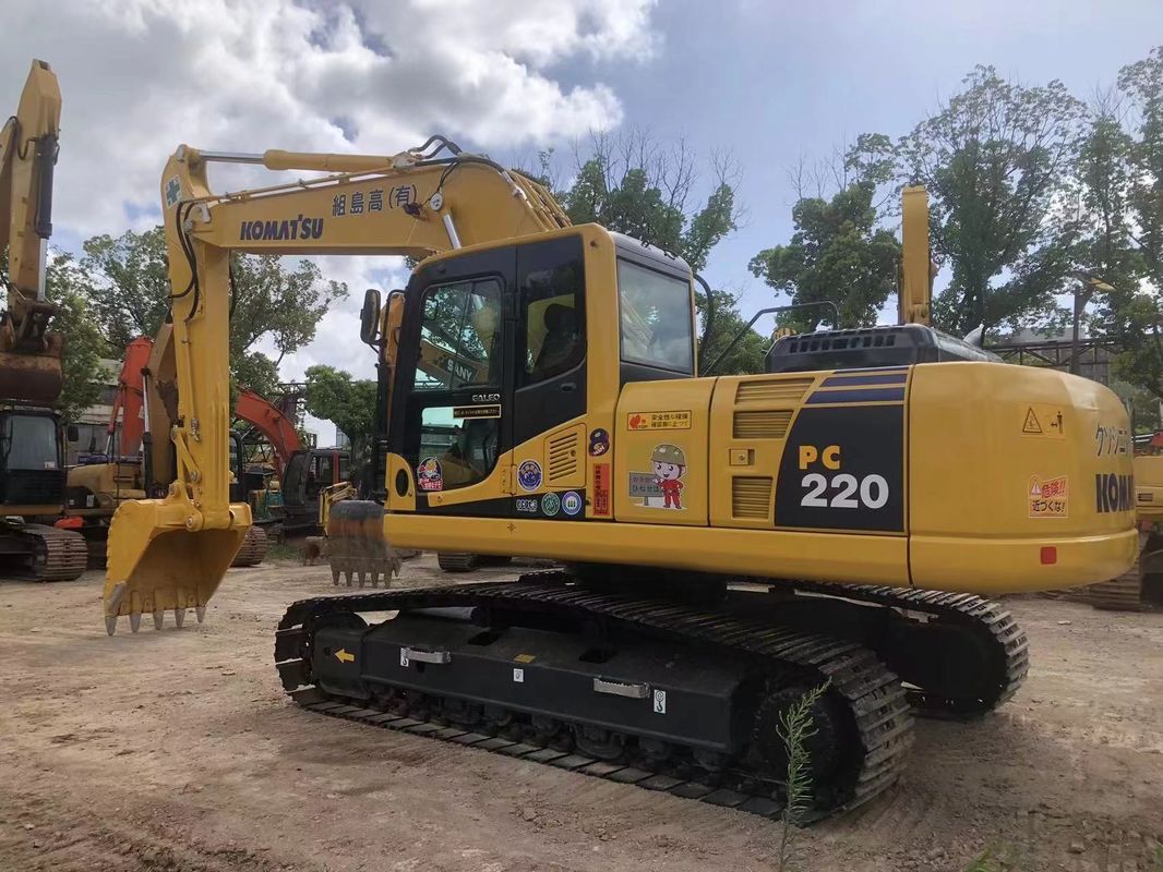Используемый экскаватор KOMATSU PC220-8 22 тонны подержанного экскаватора KOMATSU PC220