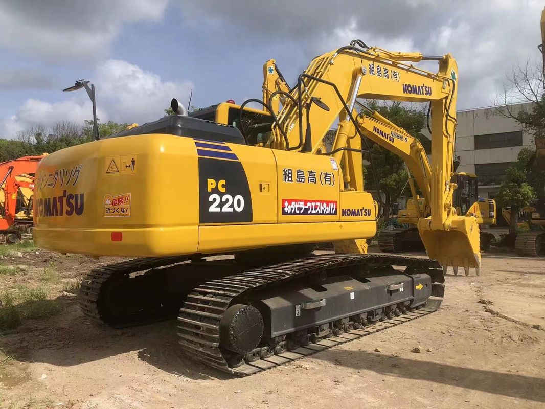 Используемый экскаватор KOMATSU PC220-8 22 тонны подержанного экскаватора KOMATSU PC220