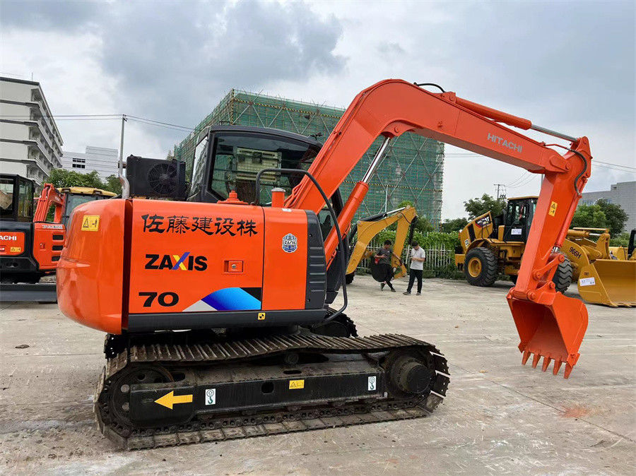Использованный Hitachi ZX70 экскаватор Zaxis70 Маленький экскаватор Красный цвет