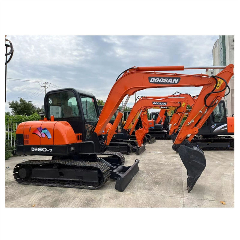 Маленький экскаватор Doosan DH60 Mini Crawler Digger Корейская марка 6тон