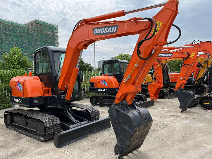 Маленький экскаватор Doosan DH60 Mini Crawler Digger Корейская марка 6тон