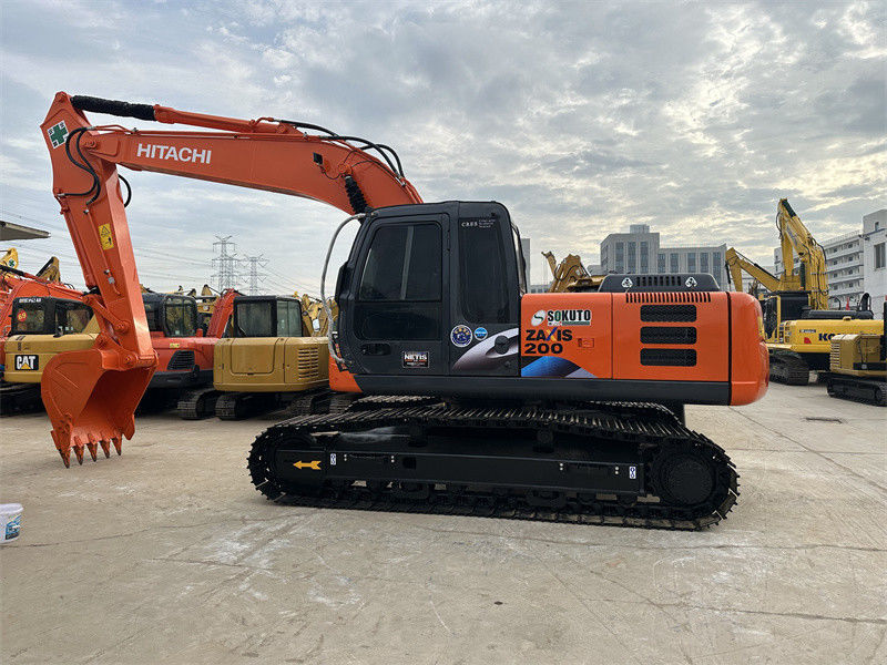 Использованный экскаватор Hitachi ZX200LC Япония происхождение Использованный экскаватор Hitachi Zx200 20 тонн