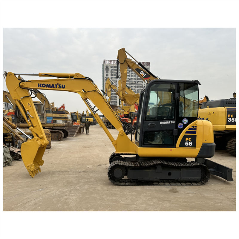 Маленький Япония Komatsu PC56 Использованный гидравлический экскаватор Мини размер Вес 5 тонн с лезвием
