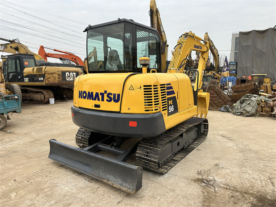 Маленький Япония Komatsu PC56 Использованный гидравлический экскаватор Мини размер Вес 5 тонн с лезвием