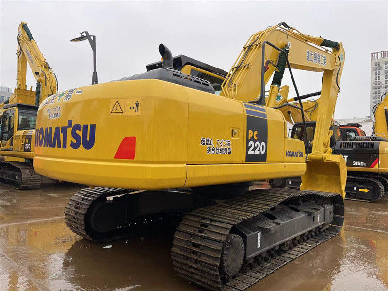 Komatsu PC220-8 Использованный экскаватор Японии Высокопроизводительный гидравлический экскаватор среднего размера