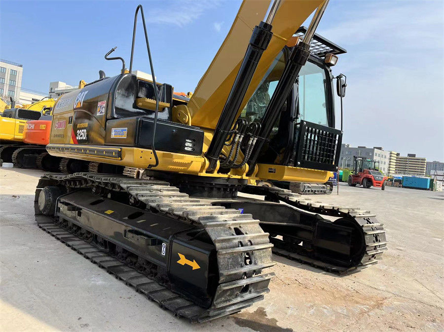 CAT 325DL Гидравлический экскаватор Япония Сделана с двигателем C7 1,4 м3 емкостью ведра.