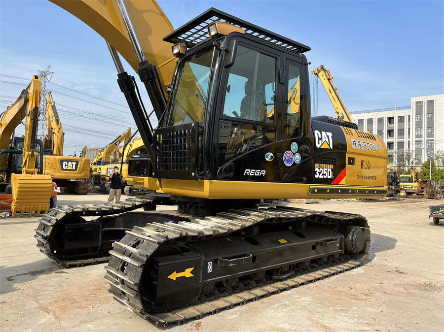 CAT 325DL Гидравлический экскаватор Япония Сделана с двигателем C7 1,4 м3 емкостью ведра.