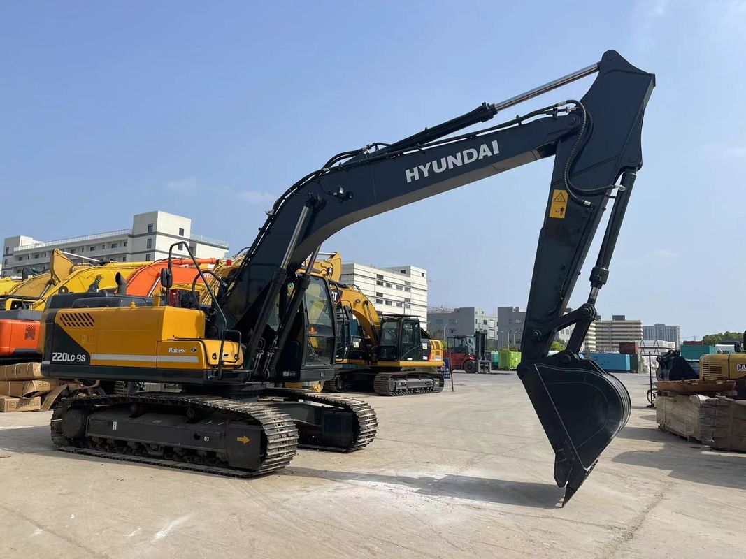 Экскаватор Hyundai 220LC-9S Использованный экскаватор большой мощности 22 тонны