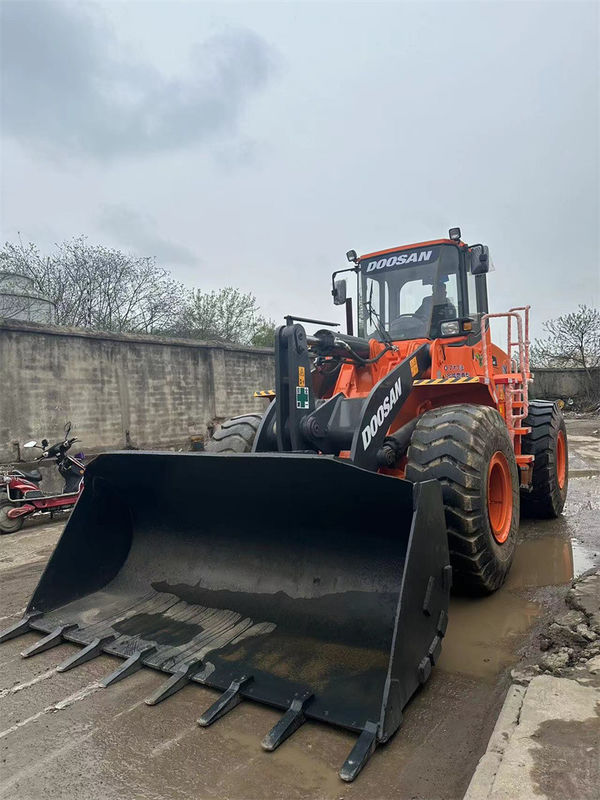 Оригинальный использованный грузчик на колесах Doosan DL503-9C
