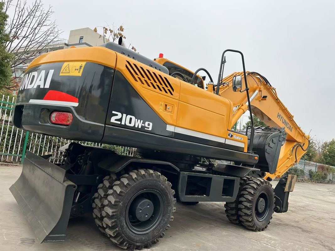 Двигающийся Тип Использованный Hyundai R210W-9 Колесный экскаватор 21 тонна Использованный Hyundai Колесный экскаватор