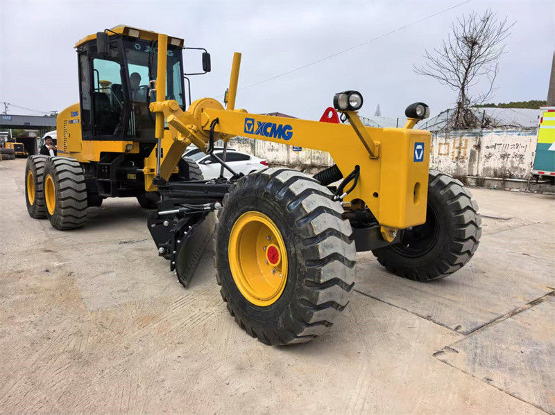Использованный XCMG GR2153 Моторный Грейдер Китайская марка XCMG Грейдер Строительное оборудование