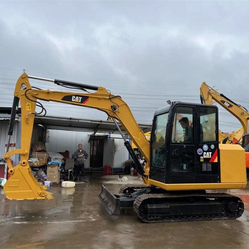 Малый 5-тонный экскаватор CAT 305.5E2 с дизельным двигателем C2.4 компактного размера