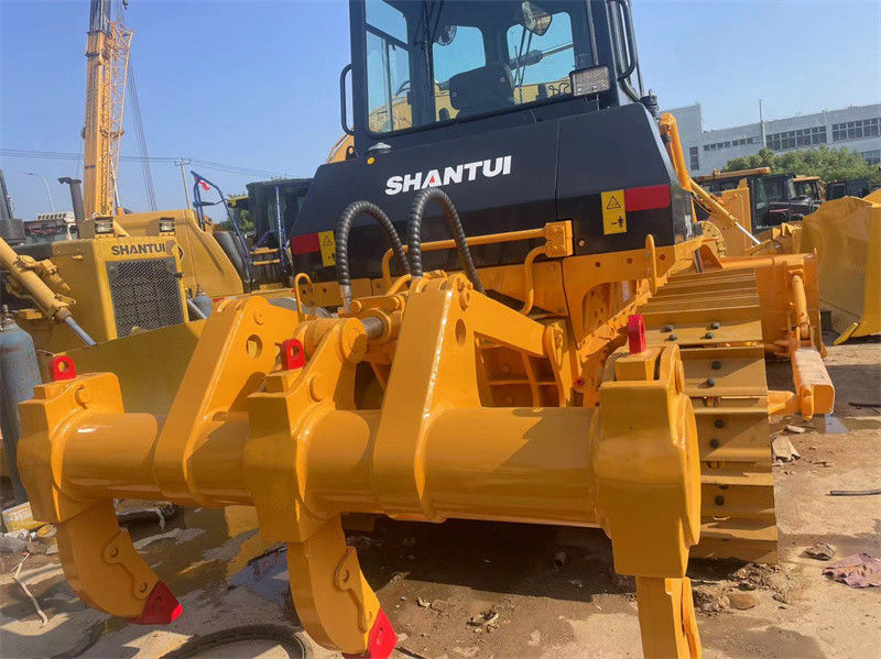 Китай Использованный бульдозер SHANTUI SD16 Подержанный бульдозерный трактор Готов к работе