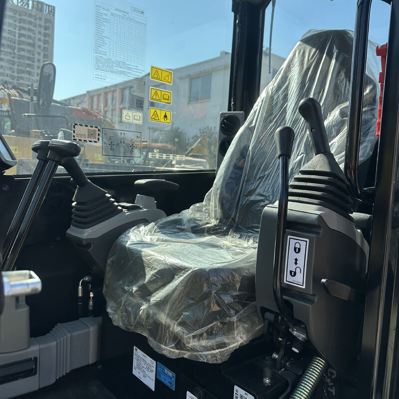 Мини-экскаватор CAT 305 5E 2024 года выпуска, всего 5,2 моточаса, как новый, с ультранизкой наработкой, компактный экскаватор