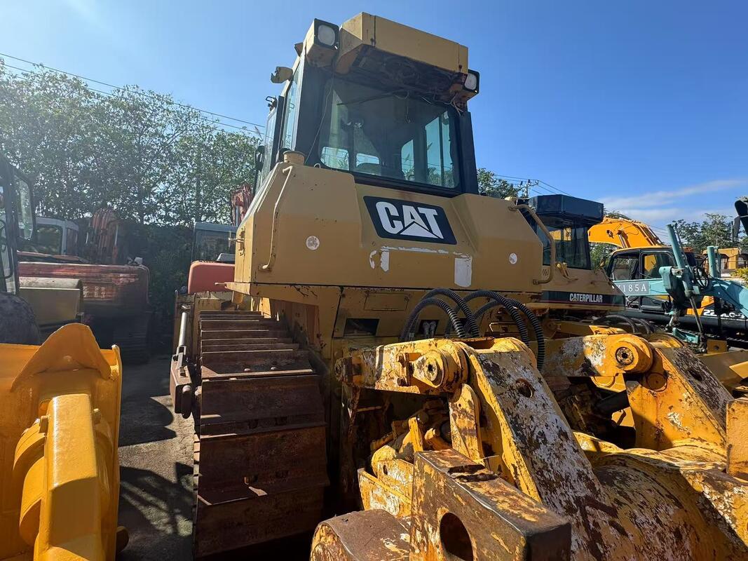 Heavy Duty Used CAT D7G Bulldozer with Stable Blade Control and Excellent Balance Suitable for Tough Construction and Earthmoving Jobs